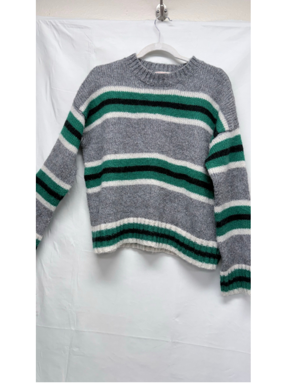 Women's Urban Outfitters Striped Crew Neck Sweater Grey Green Size SP